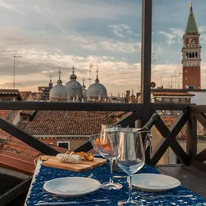San Marco View Terrace R&r , Venice Italy